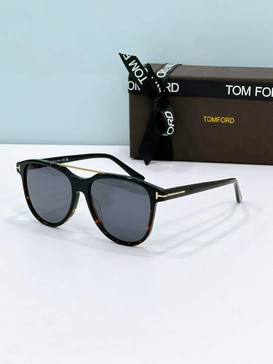 Picture of Tom Ford Sunglasses _SKUfw80536946fw